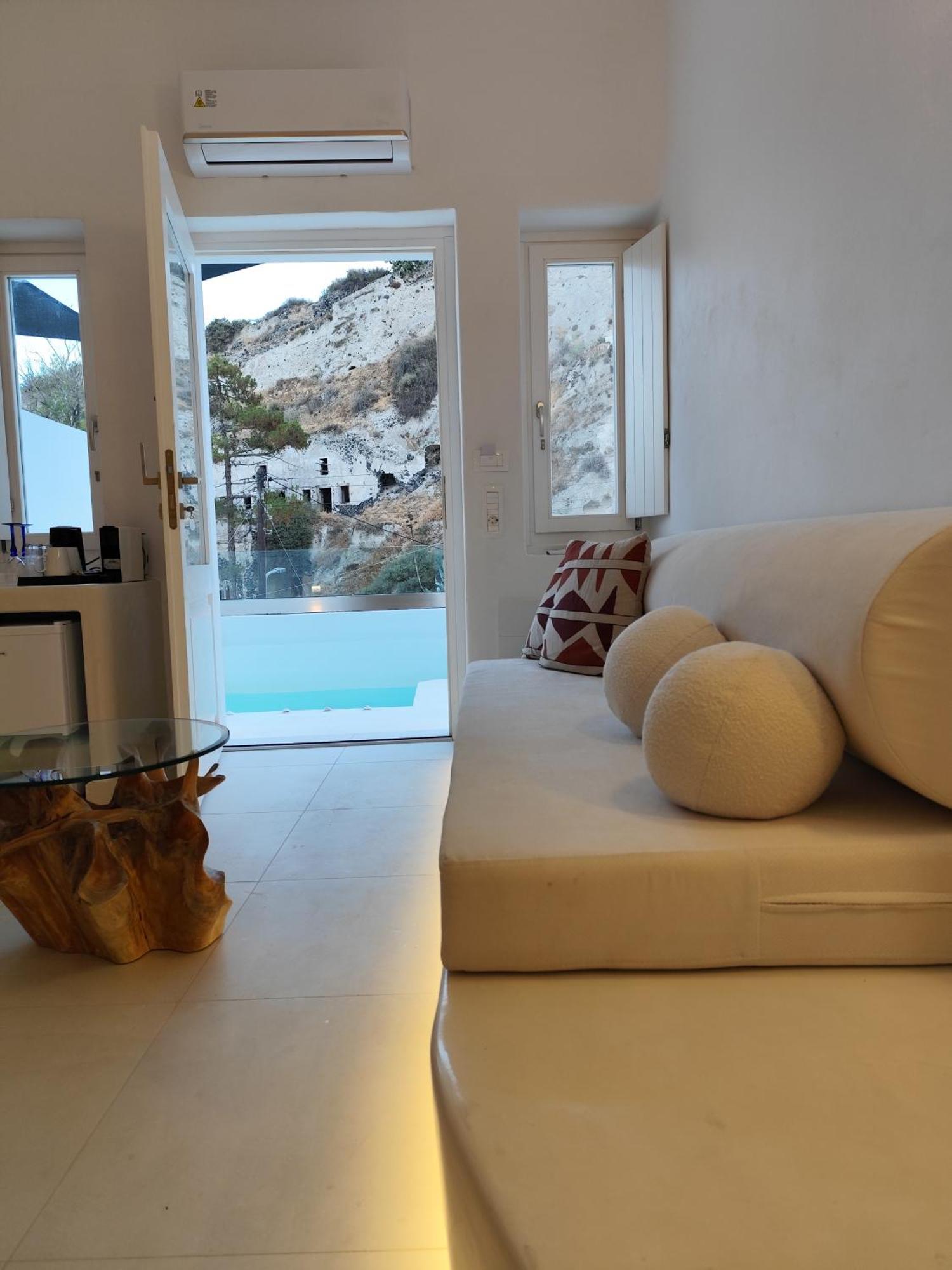 The Magic Luxury Cave Suites Vóthon Exterior foto